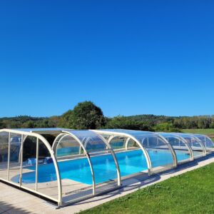 piscine gîtes Baie l'Isle - Neuvic