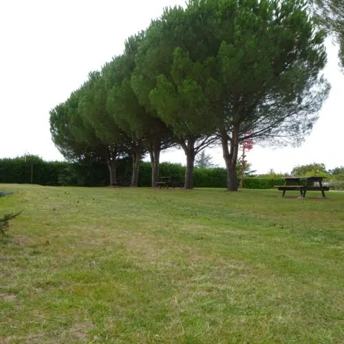 Aire de camping-car de Saint-Michel-de-Double — photo 4