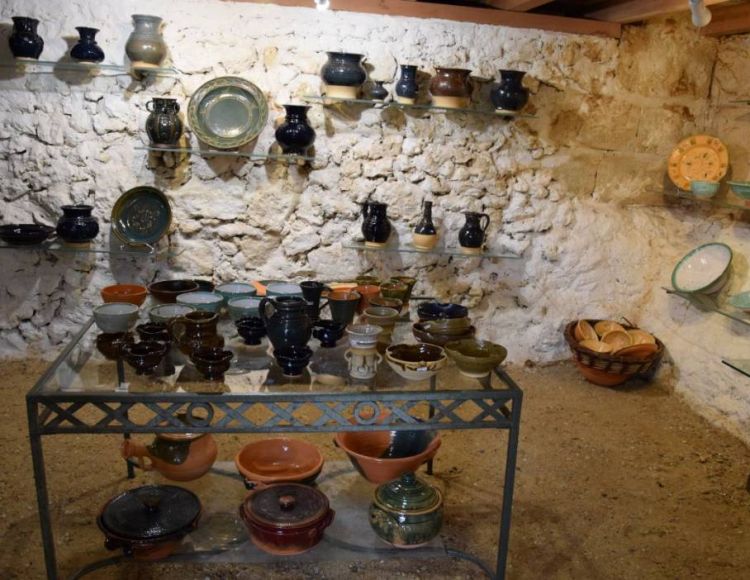 poterie repaire noble de Fratteau à Neuvic