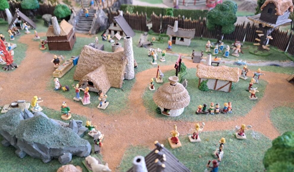 MTN24-village-asterix