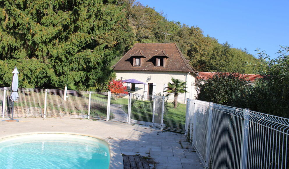 Piscine et gîte