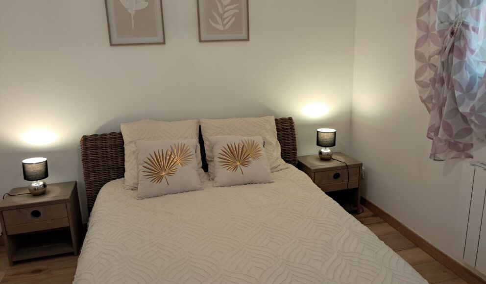 ch-d'hotes-Chimbaud-Montpon-chambre-b-vallee-isle-perigord