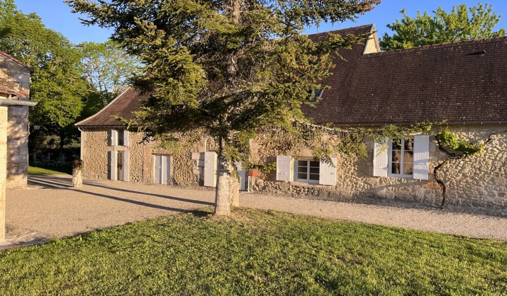 domaine-ecrin-lumiere-gites-campsegret-tourisme-vallee-isle
