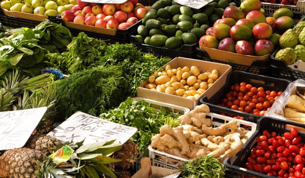 marché-hebdomadaire-st-léon-sur-l'isle