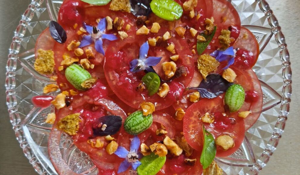 restaurant-ferme-séchoir-carpaccio-tomates-beleymas-tourisme-vallee-isle
